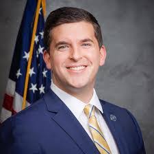 Tyler Maxwell's Instagram, Twitter & Facebook