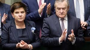 Born 15 april 1963) is a polish politician who has been a member of the european parliament since 2019. Piotr Glinski Beata Szydlo Cennym Sojusznikiem W Dzialaniach Muzeum Auschwitz Birkenau Tvp Info