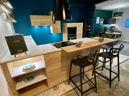 Перевод слова cuisine, американское и британское произношение, транскрипция french cuisine — французская кухня this hotel has excellent cuisine — в этом отеле отлично кормят. Cuisine Comera Ouvre A Colomiers Journal Diagonale