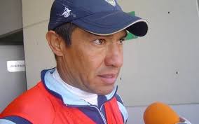 En entrevista para fox sport el actual técnico de león nacho ambriz se dio tiempo para hablar de su paso por américa. Nacho Ambriz Seria El Tecnico De Los Cuervos Del San Luis En La Liga Mx El Sol De San Luis Noticias Locales Policiacas Sobre Mexico San Luis Potosi Y El Mundo