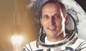 Prominente Nussknacker beim Ö1 Weihnachts-Quiz "gehört.gewusst"