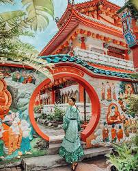 Selain berkongsi tempat menarik di malaysia, laman ini juga membantu pembaca untuk mendapatkan penginapan yang berhampiran dengan lokasi. 12 Tempat Wisata Malaysia Terfavorit Yang Wajib Dikunjungi