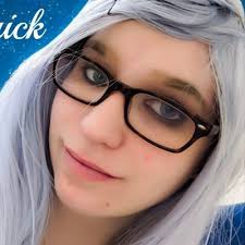 Alexis Merrick (@lexareeno)