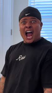 Caught Boyfriend Singing His Heart Out