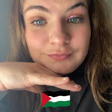 Can you accept my invitation? You will get so many free gifts worth $300 in  return！Nudge nudge...