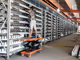 Building a budget bitcoin mining rig from an old pc in 2018 is very easy. Why The Biggest Bitcoin Mines Are In China Ieee Spectrum