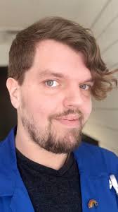 Happy FiF everybody! Just another day before my weekend and showing off my  new haircut.