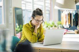 What's the secret to suc. 4 Essential Tactics For Building A Lifestyle Business