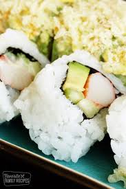Sushi Rice Is Super Easy To Make At Home With Just Four Simple Ingredients The Possibilities With This Scrumptiou In 2020 Sushi Rice Homemade Sushi How To Make Sushi