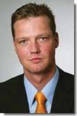 Aufschlag.qxd (Page 1)