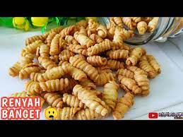 Kue dengan nama atau sebutan berbeda di beberapa daerah ini selalu menjadi hidangan nikmat dan banyak disertakan sebagai menu kue istimewa saat hari lebaran. Resep Kue Garpu Paling Mudah Dan Super Renyah Youtube