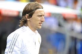 Luka modric takes on the als 'ice bucket challenge' !! Real Madrid Gute Richtung Luka Modric Uber Den Vertragspoker Mit Real Madrid