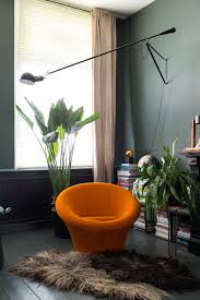 This Orange Eye Catcher Is The Mushroom Armchair Designed By Pierre Paulin For Artifort F560 Mushroom 1960 Designer Mushroom Chair Design Armchair Design