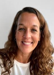 Jen Engle's Instagram, Twitter & Facebook