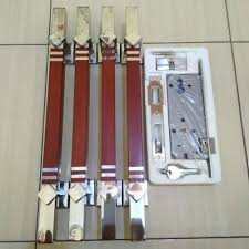 Model pintu ini cocok digunakan untuk desain rumah minimalis, modern hingga shabby chic. Handle Pintu Rumah Minimalis Bentuk Kotak Plus Kunci Diskon Bola Sepakbola Futsal Olahraga Bukalapak Com Inkuiri Com