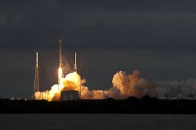 The great collection of spacex launch wallpapers for desktop, laptop and mobiles. Hd Wallpaper Launched Rocket Ship During Night Lift Off Rocket Launch Spacex Wallpaper Flare