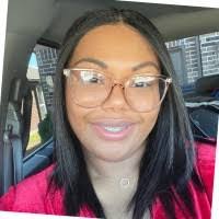 Nicole Hines's Instagram, Twitter & Facebook