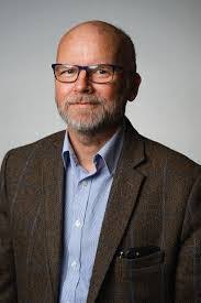 Larry Beacham's Instagram, Twitter & Facebook