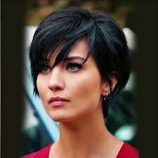 21+ gorgeous short hairstyles for a wedding guest. 56 Gorgeous Short Hairstyles For Women 2020 Latest Short Haircuts Short Hair With Layers Thick Hair Styles