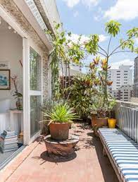 37 Amazing Spring Decor For Your Balcony Homeridian Com Rumah Dan Kebun Kebun Desain