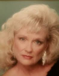 Vickie Farrell's Instagram, Twitter & Facebook