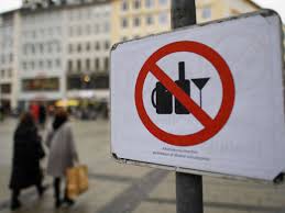 Die regeln für die gastronomie bleiben gleich. Corona In Bayern Diese Regeln Und Strafen Gelten Aktuell Im Lockdown Munchen