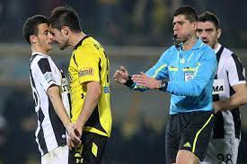 Χρησιμοποιώντας άκρως επιθετικές εκφράσεις, ο υπεύθυνος επικοινωνίας της παε ολυμπιακός κώστας καραπαπάς, επέλεξε να επιτεθεί εναντίον του πάμπλο γκαρσία με αφορμή ένα βίντεο από. Agkan8o Natso Kai Pa8os Video Photo Pressaris