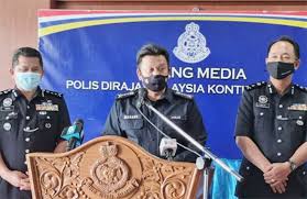 January 19, 2012 at 10:53am here's my birthday treat to my fb friends. Ovba4 B8vwiq6m