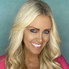 Jeanine Stafford's Instagram, Twitter & Facebook