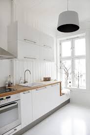 When you enter a scandinavian styled room, you will be familiar with several aspects. 60 Chic Scandinavian Kitchen Designs For Enjoyable Cooking