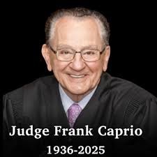 RIP Sir. You were one of my favorites 🕯️🕊️💔 Frank Caprio, who became  known as America's nicest judge for his empathy and humor in handling  cases, has died at 88