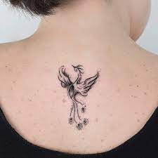 3 733 Curtidas 33 Comentarios Tattoo2us Tattoo2us No Instagram Fenix Delicada Feira P Tatuaggio Di Piccola Fenice Idee Per Tatuaggi Tatuaggi Phoenix