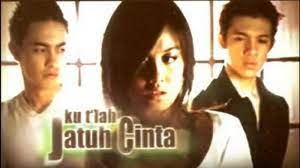 Kini ku mulai bertanya salahkah keinginan ini tak tahu entah bagaimana diriku cinta padamu. Foto Gaya Jadul Zumi Zola Di Sinetron Ku T Lah Jatuh Cinta Bareng Agnes Monica Tribun Jambi