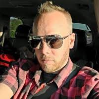 200+ "Képes" profiles