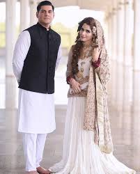 Pin By Nazia Shaikh On Desi Pakistani Bridal Dresses Pakistani Wedding Dresses Nikah Dress