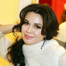 Год назад актриса прошла очередной курс лечения и занялась реабилитацией. Ochevidcy Rasskazali Kak Sejchas Vyglyadit Boryushayasya S Rakom Anastasiya Zavorotnyuk Vokrug Tv