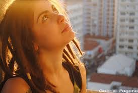 Amanda Suman's Instagram, Twitter & Facebook