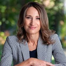 The Gilded Age Cookbook: Recipes and Stories from America's Golden Era:  Diamond, Becky Libourel: 9781493069453: Amazon.com: Books