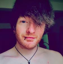 Where to take insulin at a restaurant?