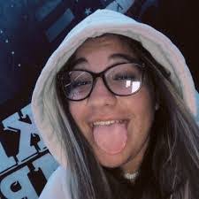 Elizabeth Badolato's Instagram, Twitter & Facebook