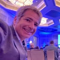 Enrique Cano's Instagram, Twitter & Facebook