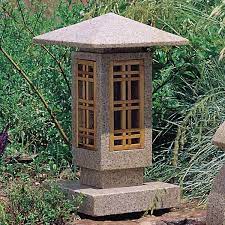 Outdoor Oriental Lanterns Dle Destek Com Japanese Stone Lanterns Modern Japanese Garden Japanese Garden Lanterns