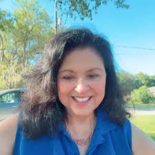 Fifteen Seven years reunion visiting my childhood home. #WestOrangeTexas  #Classof68 #76isjustanumber