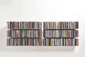 Cette jolie étagère sera parfaite pour y ranger vos cd ou bibelots préférés. Pin Op Etageres Range Cd Decoration Interieure