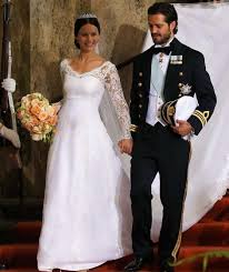 Nach einer kurzen pause treten die frischvermählten, prinz william und prinzessin auch wer keine königliche hochzeit feiert, kann sich vorstellen, dass es bei so einem event notwendig ist. Hochzeit Prinz Carl Philip Von Schweden Heiratet Sofia Hellqvist Royale Hochzeiten Konigliche Hochzeit Prinz Carl Philip