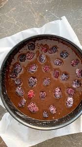 Wir alle wissen, wie einfach es ist, einen kuchen zu backen ist, ob ihr es von grund auf neu backen zu hause oder verwenden sie einen kuchen vorgemischte produkt. Feuchter Kuchen Saltsugarlove