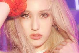 Here is the thread for somi's latest release, 'dumb dumb'. 5qfmye4wf2l4sm