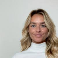 Victoria Granger's Instagram, Twitter & Facebook