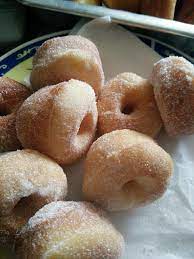 1/2 cawan air suam 1 sudu besar yis kering 1 sudu besar susu pekat 1 sudu besar gula 2 cawan tepung gandum 1. Donut Gebu Tepung 2 Cawan Share Masakan Share Resepi Facebook