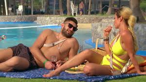 Avarie sezonul 1 episodul 8 din 1 noiembrie 2020 tvpenet november 1 2020 0 vezi aici mai jos pe site serialul turcesc. Insula Iubirii Sezonul 4 Episodul 3 9 Septembrie 2018 Hd